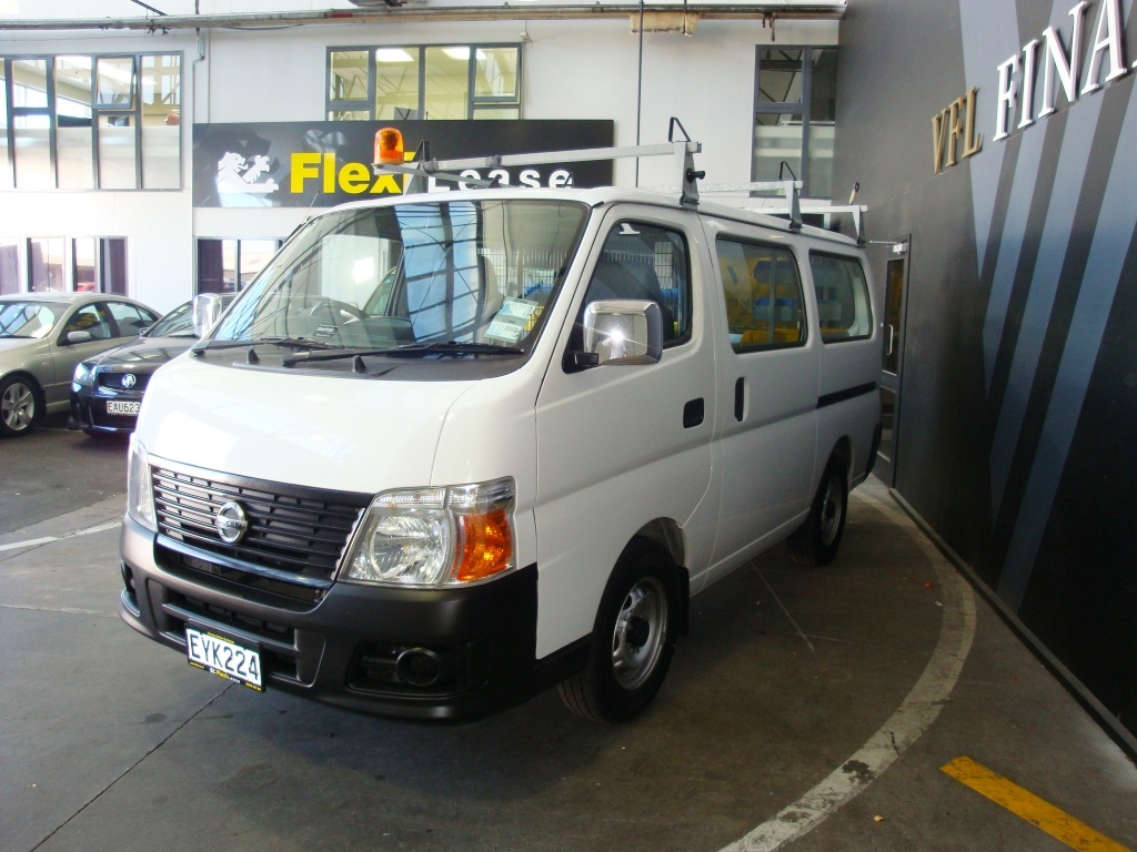 Nissan Urvan 2009