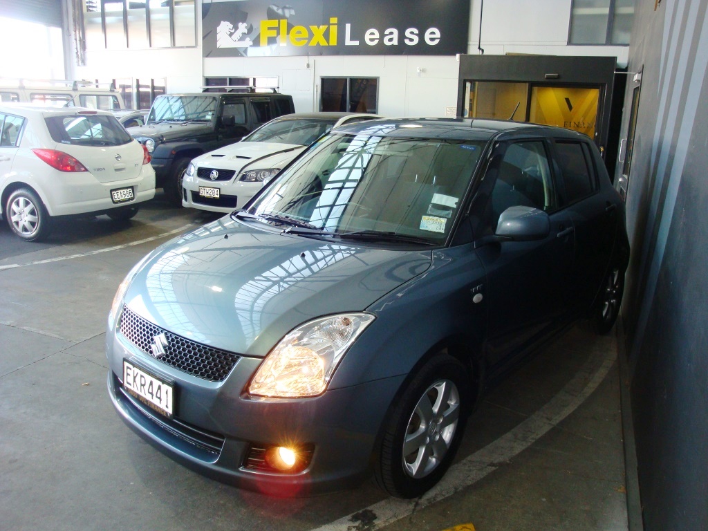 Suzuki Swift GLX Hatch